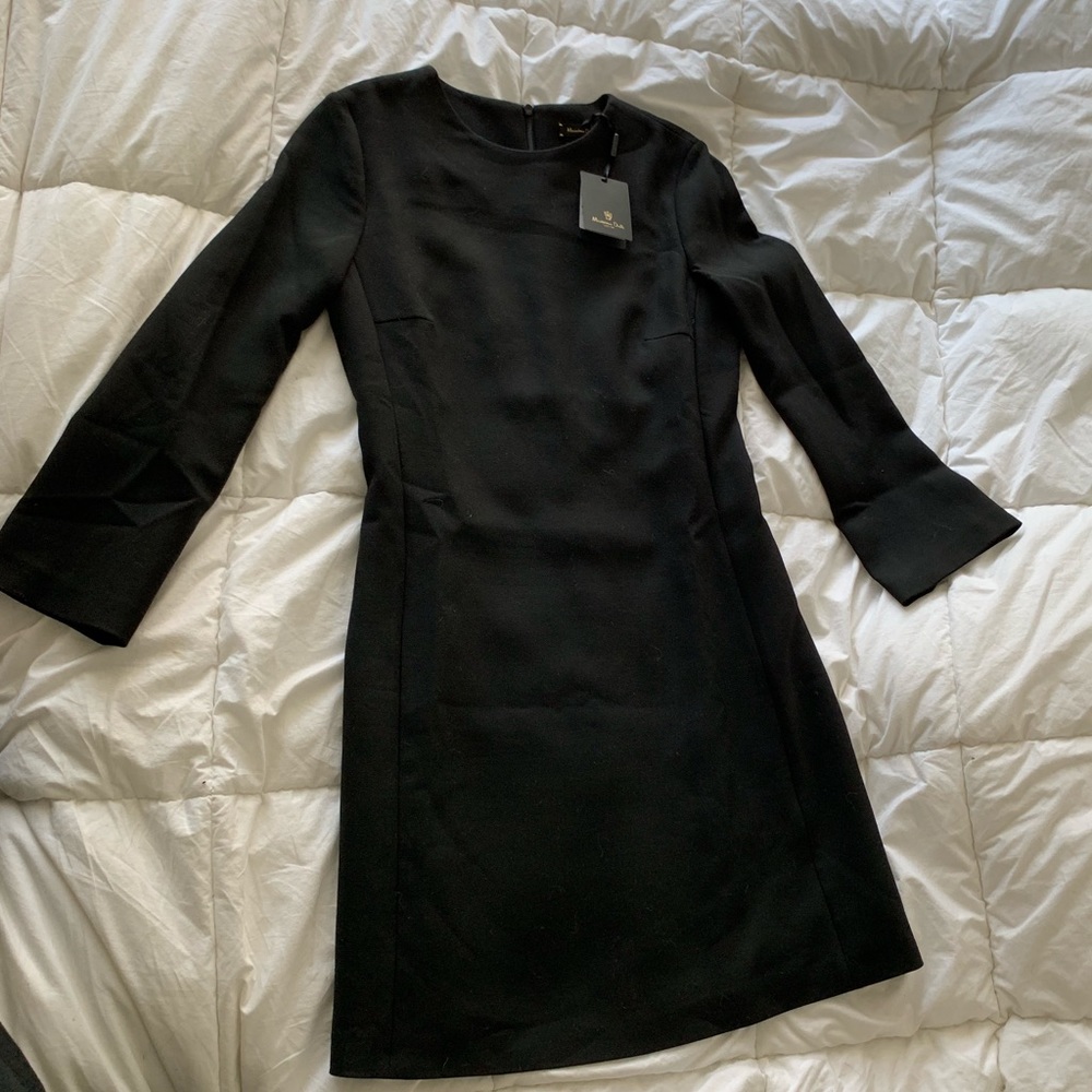 Massimo Dutti mini black dress. Woman. Size 4. NWT
